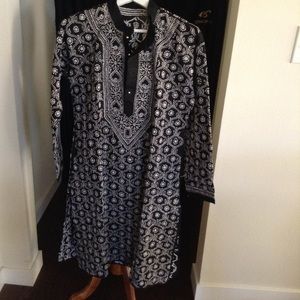 Men’s Lucknowi kurta with allover hand embroidery